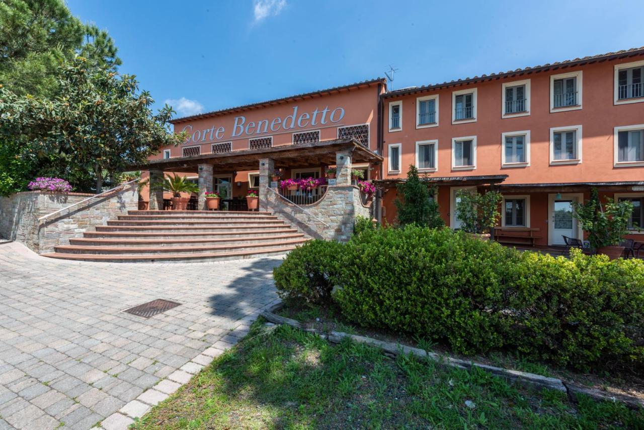 Agriturismo Corte Benedetto Montecarlo Zewnętrze zdjęcie